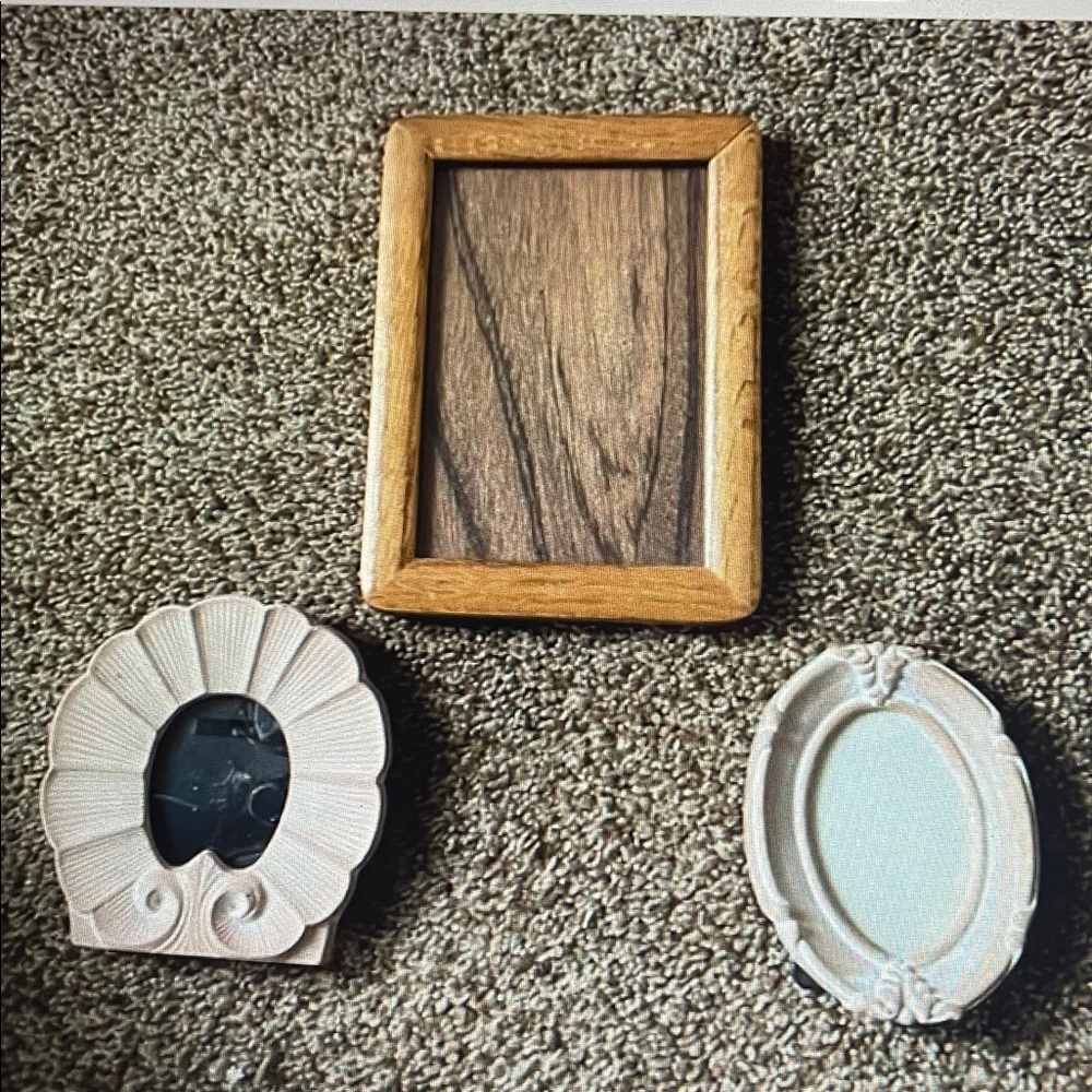 Bundle of 3 small photo frames